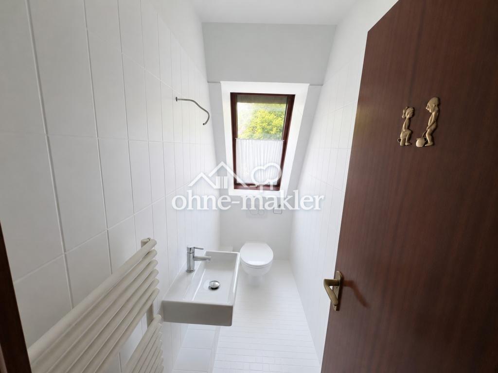 Großzügige lichtdurchflutete 4-Zi Wohnung mit EBK, Balkon und Dachterrasse - Foto 3