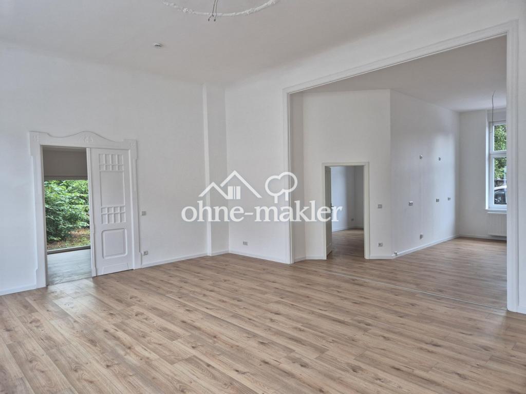 Erstbezug nach Sanierung – Stilvolle 4-Zimmer-Altbauwohnung mit 126 m² - Foto 2