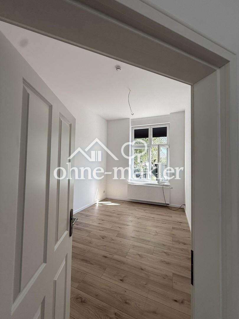 Erstbezug nach Sanierung – Stilvolle 4-Zimmer-Altbauwohnung mit 126 m² - Photo 5