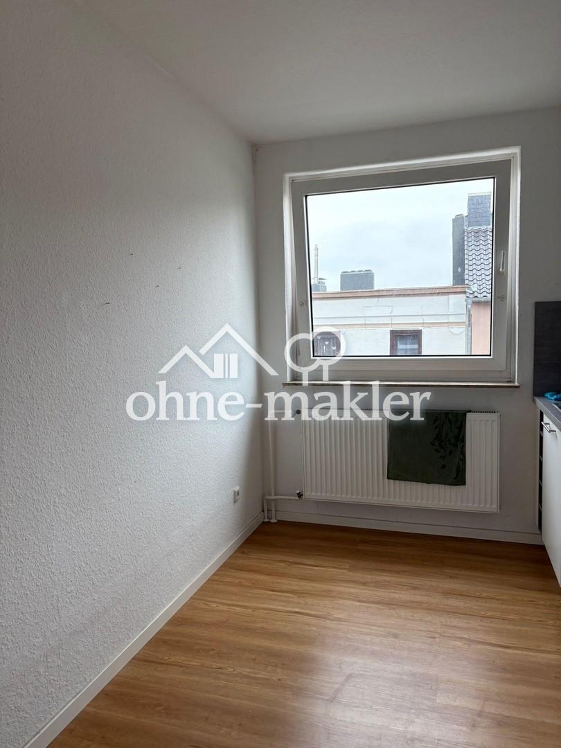 Moderne Dachgeschosswohnung in Hauptbahnhofsnähe - Foto 1