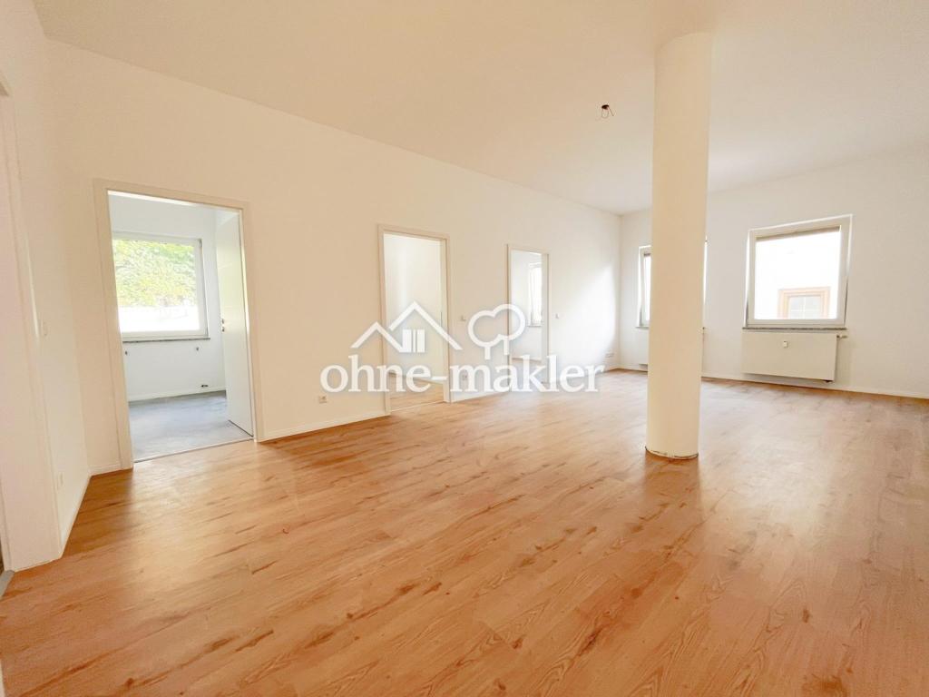 Hochwertiges Wellness-Bad - Komplett Saniert - Zentrale Lage in Ilsfeld - Inkl. EBK & Stellplatz - Photo 2