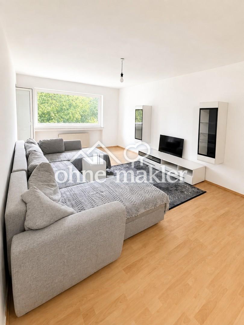 Helle, VOLLMÖBLIERTE 2,5-Zimmer-Wohnung mit KÜCHE und Balkon - Photo 2