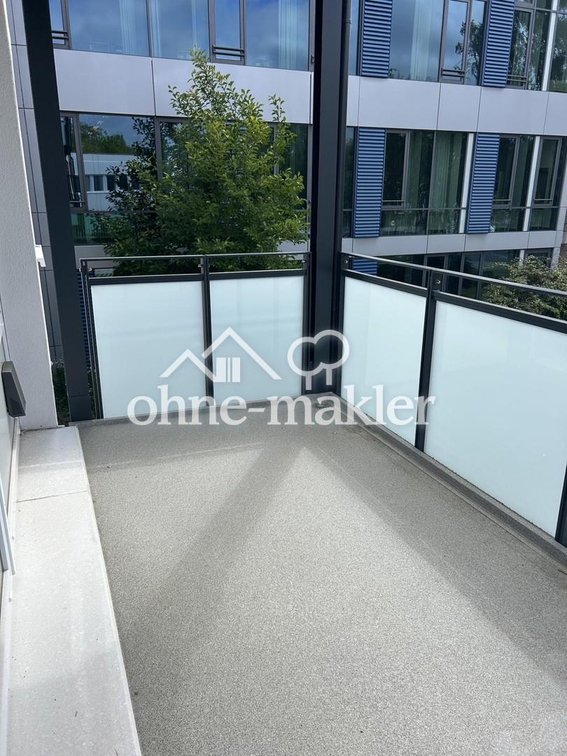 Sanierte Wohnung am Glinder Markt mit großem Balkon - Photo 3