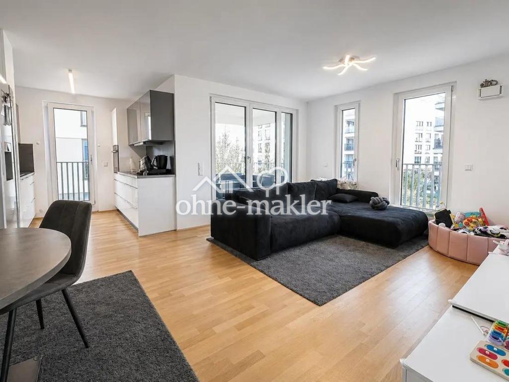 Neuwertige 3-Zimmer-Wohnung mit Balkon, zwei Bädern & TG-Stellplatz - Foto 2