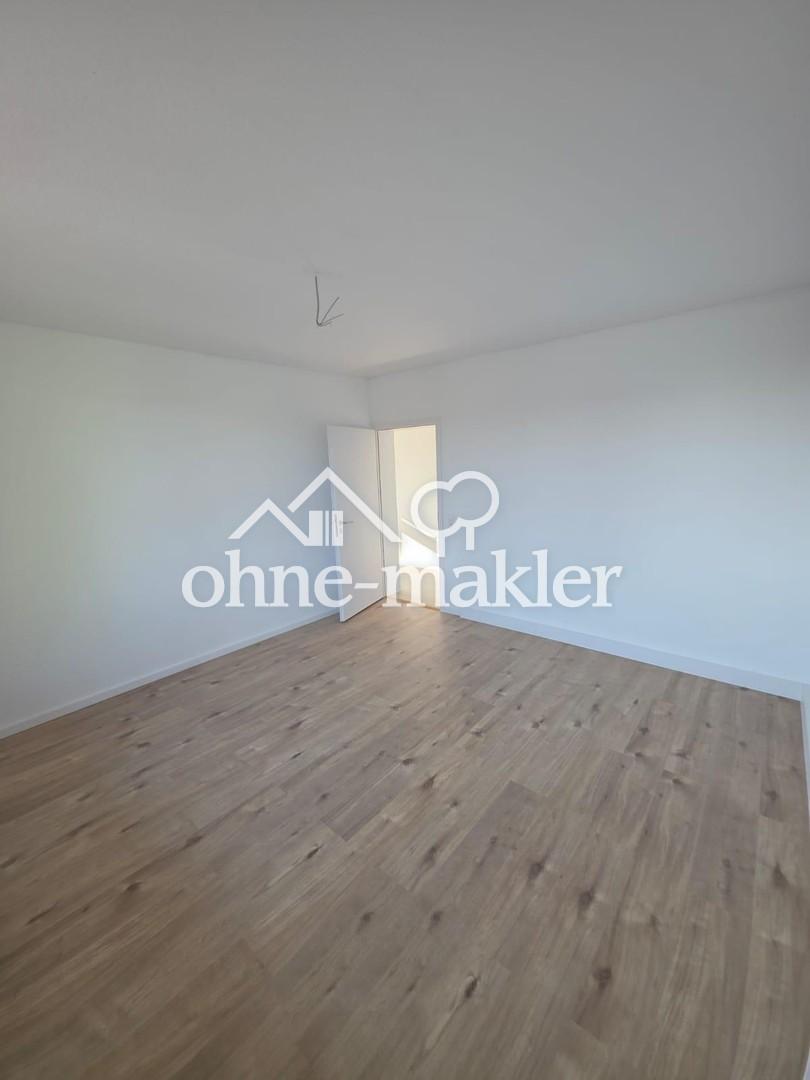 Schöne 2-Zimmer Penthousewohnung (nach Sanierung) in Neckarsulm-Neuberg - Photo 2