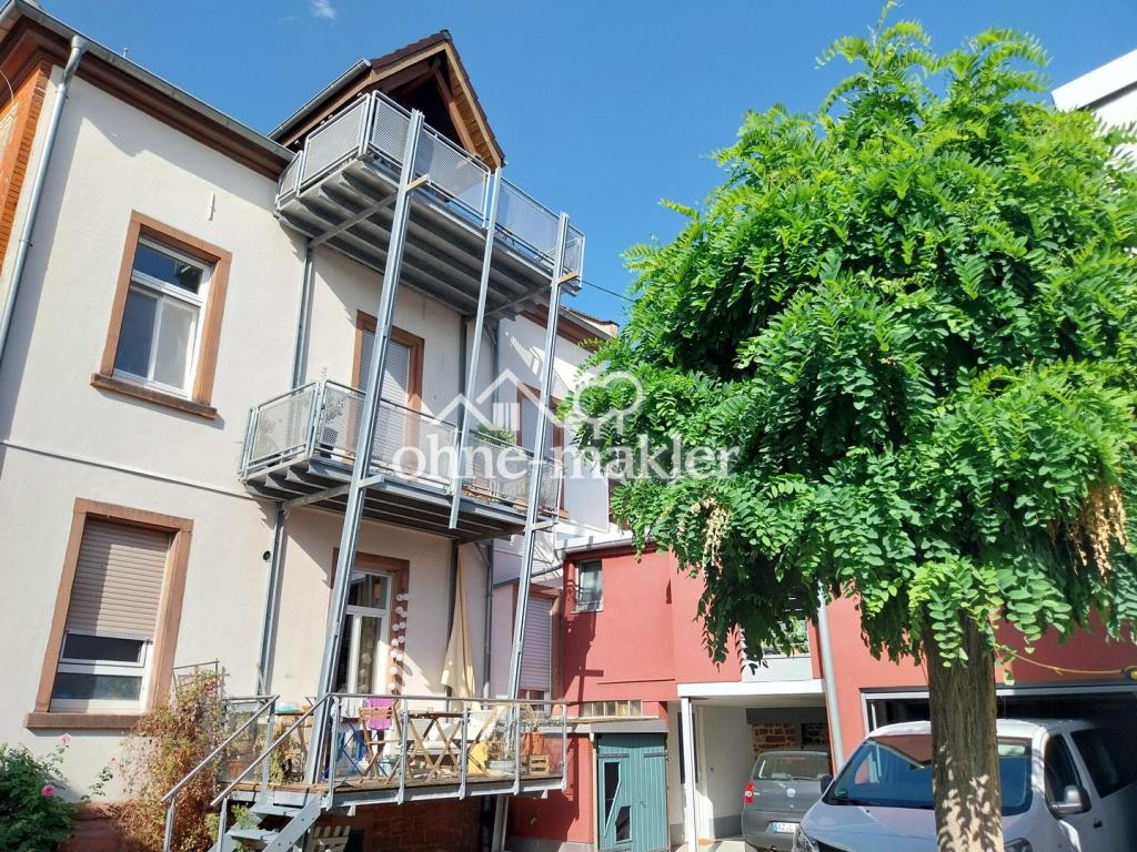 Helle 3,5-Zimmer-Wohnung (96 qm) mit Südbalkon, Garage, saniertem Bad - Photo 3
