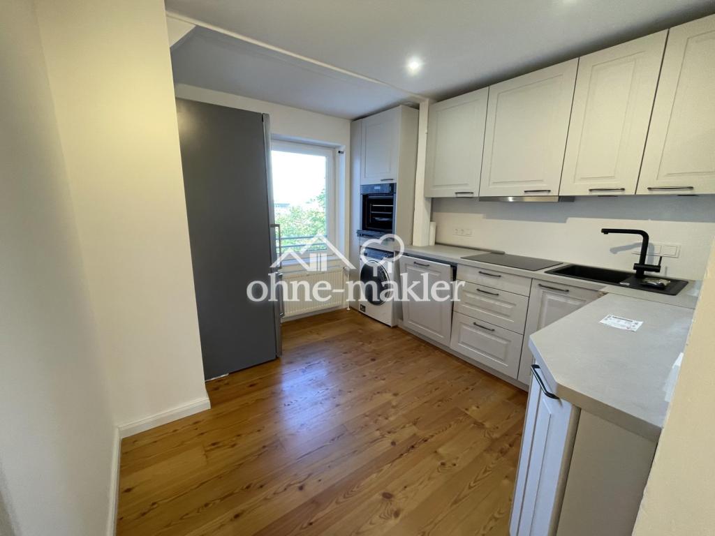 Frisch renovierte, teilmöblierte Dachgeschoss-Wohnung in Eimsbüttel! - Photo 4