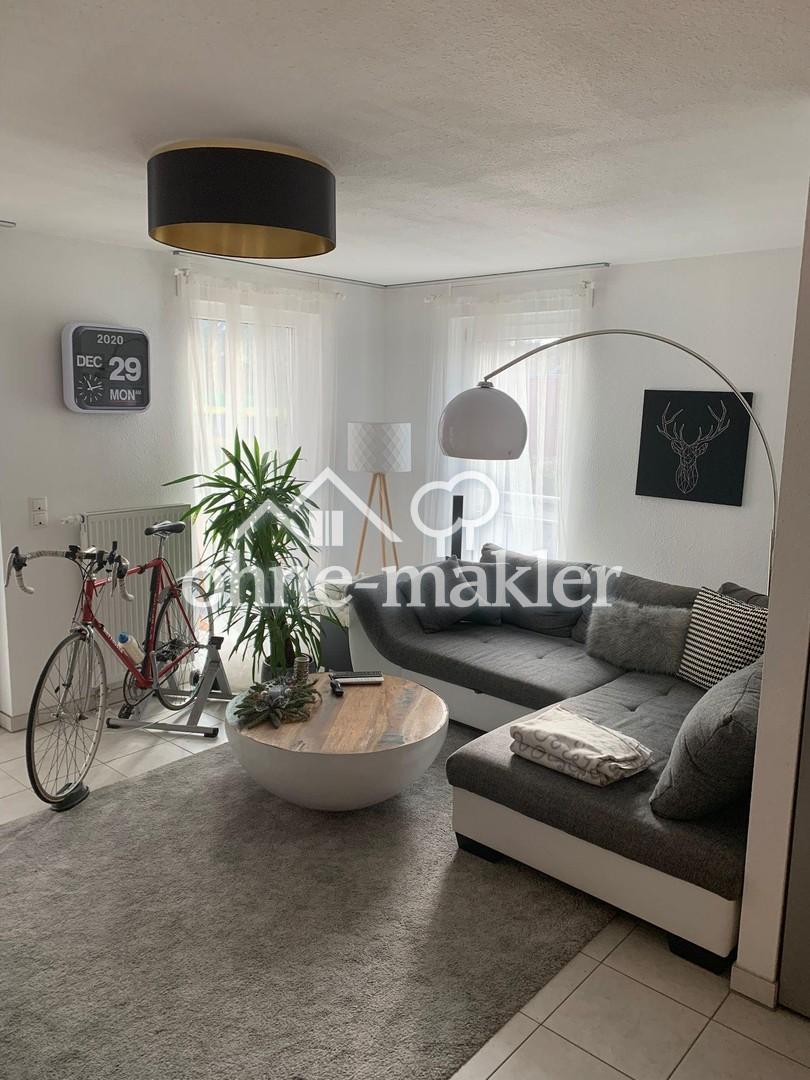Vollständig renovierte 2-Zimmer-Wohnung mit Balkon, Einbauküche + TG in Filderstadt - Foto 1