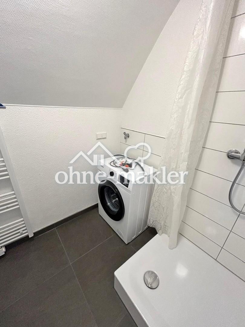 2-Zimmer-Dachwohnung mit EBK + saniertem Tageslichtbad zentral in Ubstadt - Photo 5