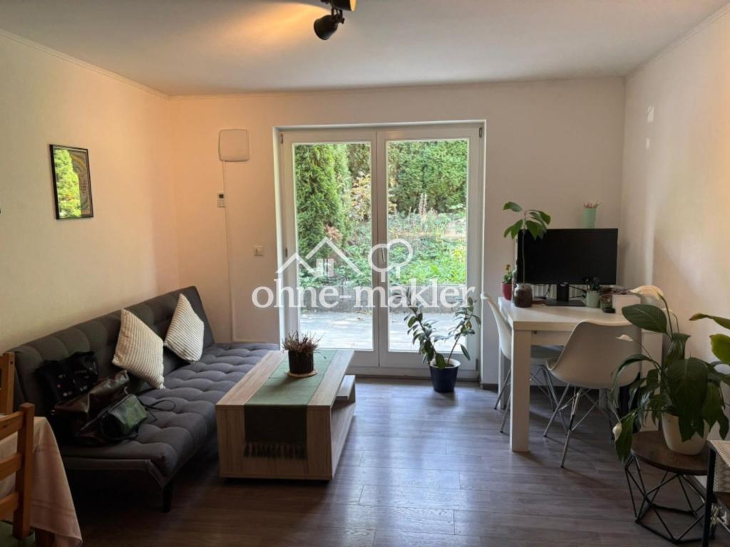Schöne Wohnung mit einem Schlafzimmer und Wohnzimmer mit Küche! - Photo 1