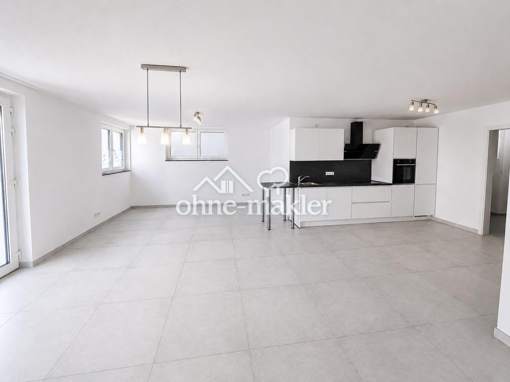 Moderne 2-Zimmer-Wohnung mit EBK und Stellplatz - Foto 2