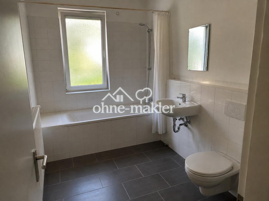 Möbliertes 18 m² WG-Zimmer mit Balkon in Kamp-Lintfort - Photo 3