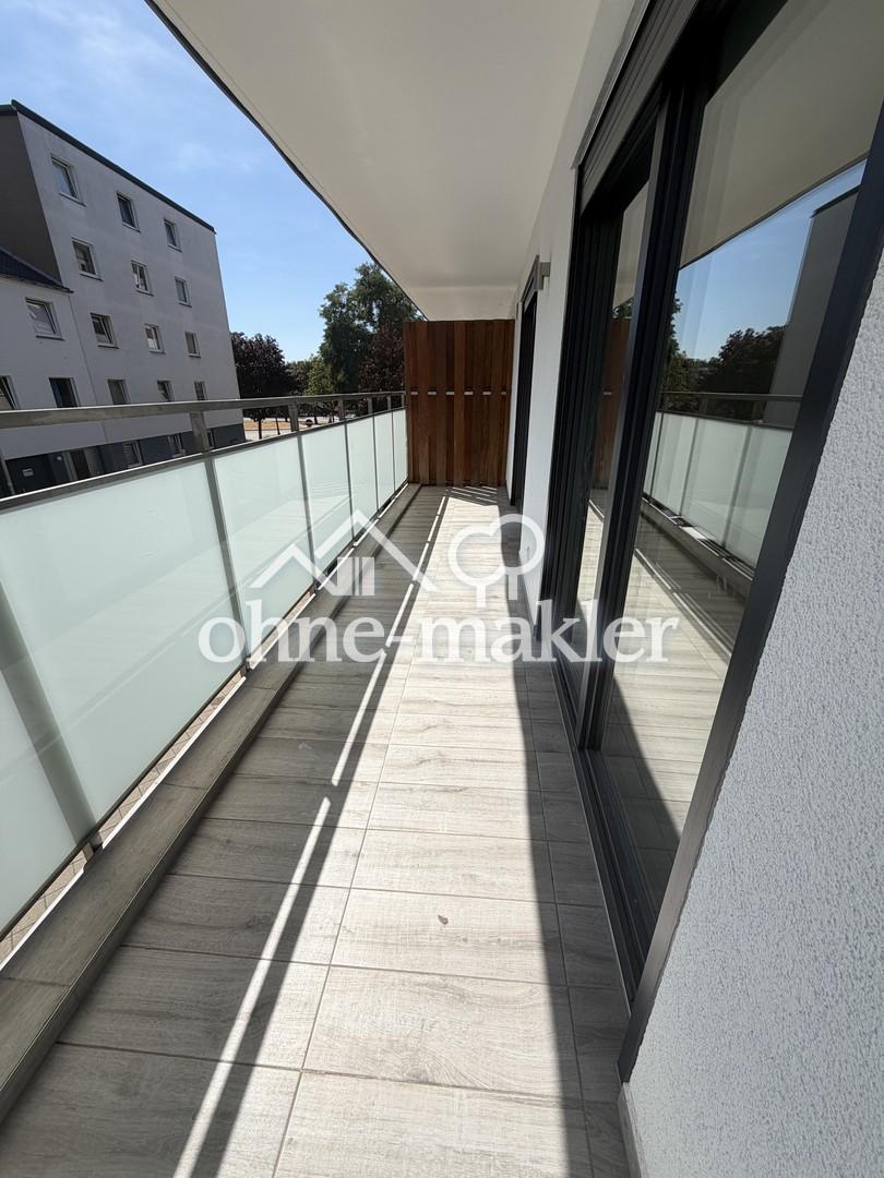 Moderne 3 Zimmer WHG mit Balkon in zentraler Lage - Photo 4