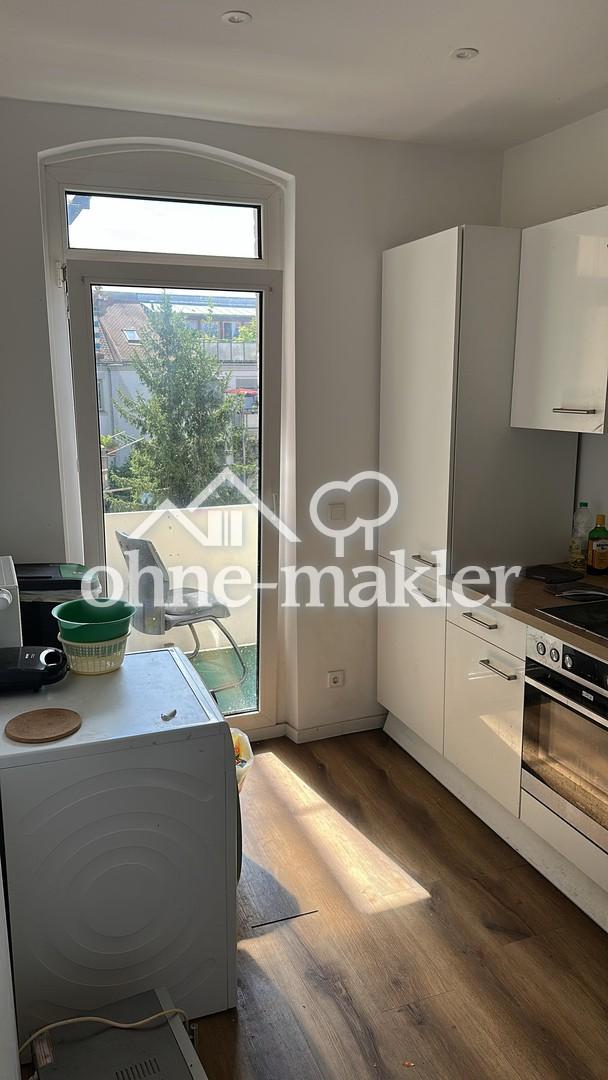 Bett in möbliertem WG-Zimmer in renovierter 4er-WG mit Balkon in Lichtenhof! - Foto 4