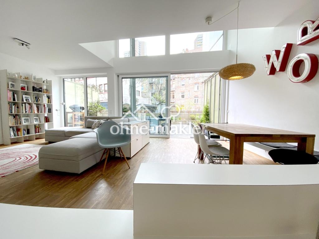 Townhouse-Wohnung Neckarstadt-Ost / Terrasse und Gartennutzung / 2 Balkone / Perfekt für Familien - Photo 1