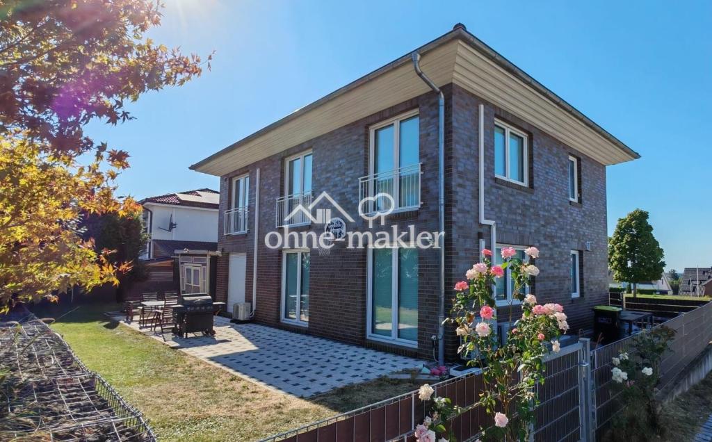! Provisionsfrei ! Klimatisiertes und energieeffizientes Einfamilienhaus in Straubenhardt - Photo 3