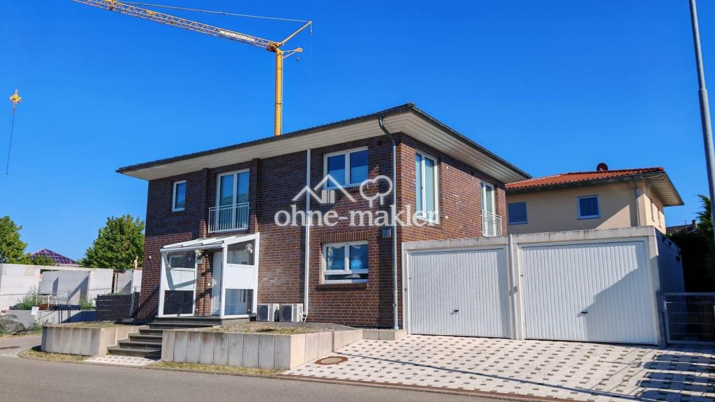 ! Provisionsfrei ! Klimatisiertes und energieeffizientes Einfamilienhaus in Straubenhardt - Photo 2
