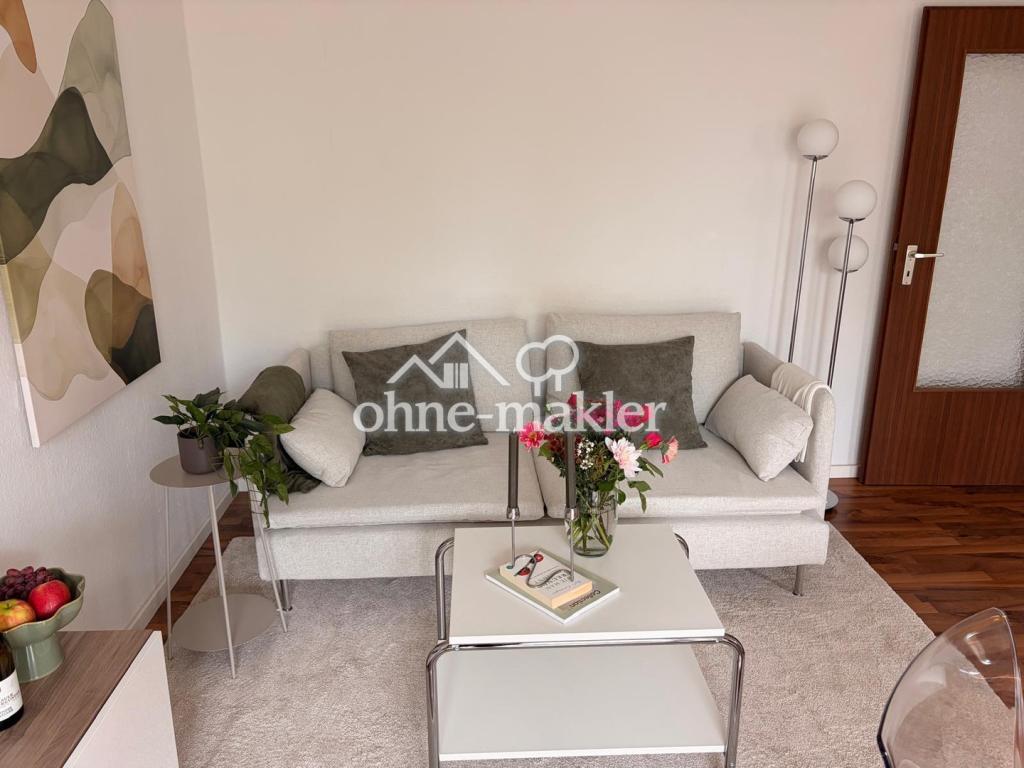 All Inclusive: voll möblierte 2-Zimmer Wohnung mit Balkon in der Innenstadt - Photo 2