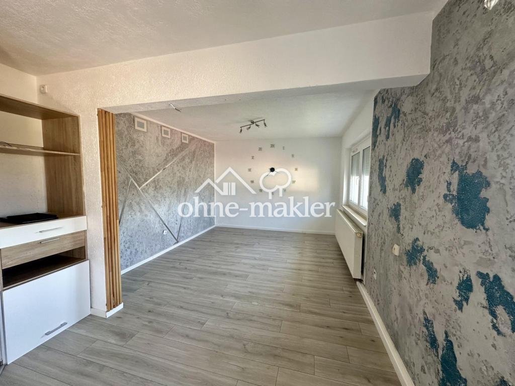Gepflegte Wohnung mit großzügigem Grundriss inklusive Einbauküche - Photo 2