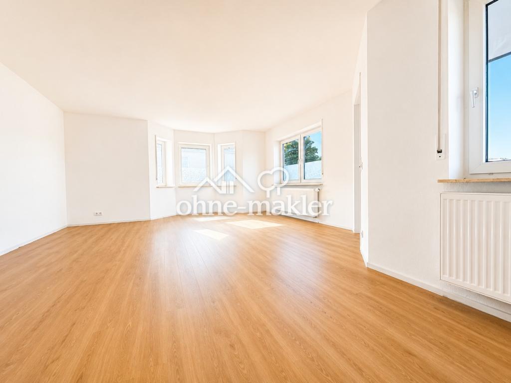 Frisch renovierte 3-Zimmer-Wohnung mit Balkon & Stellplatz in Weikersheim - Photo 1