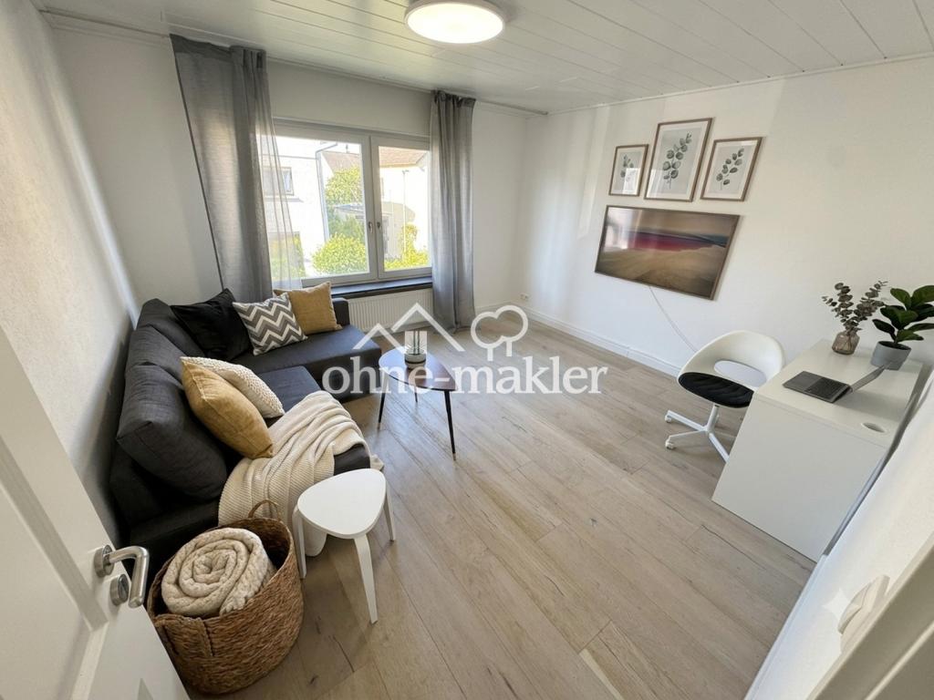 Renovierte möblierte 3,5 Zi-Wohnung 80m2 mit Garten im 1.OG / Nähe Frankfurt / ab sofort - Photo 1