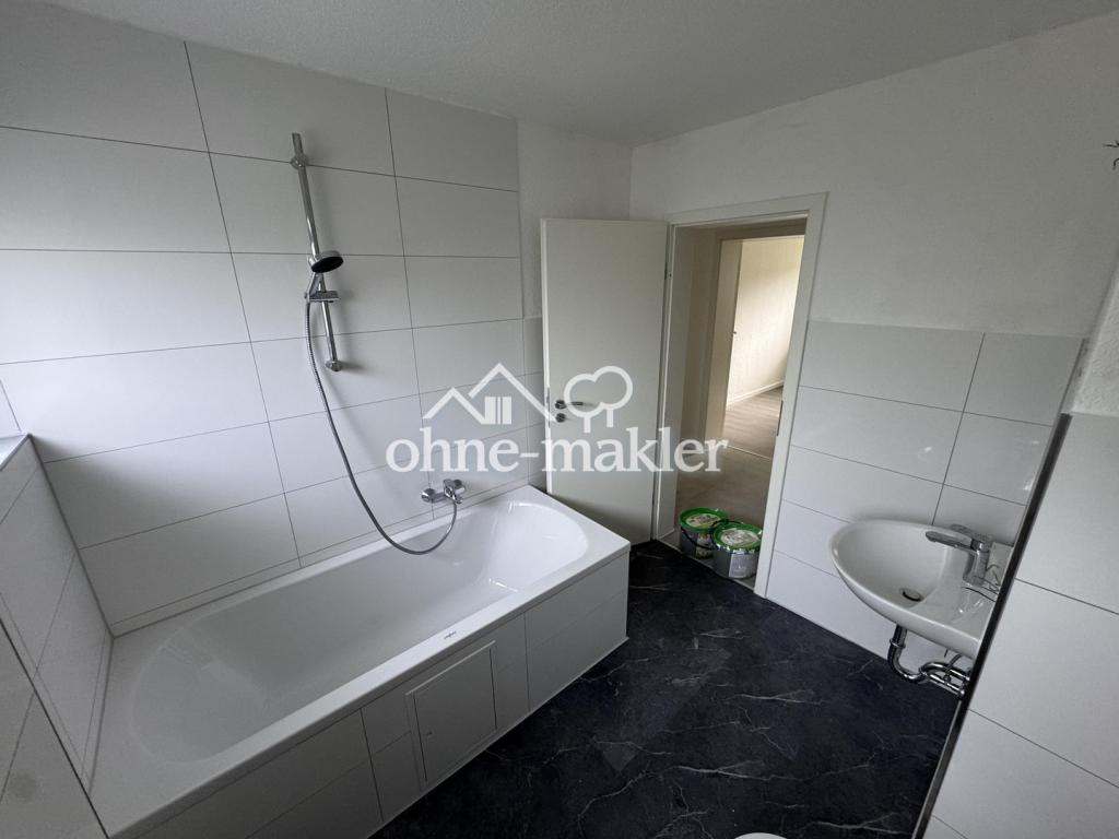 Renovierte 3,5 Zimmer EG Wohnung mit Garten - Photo 2