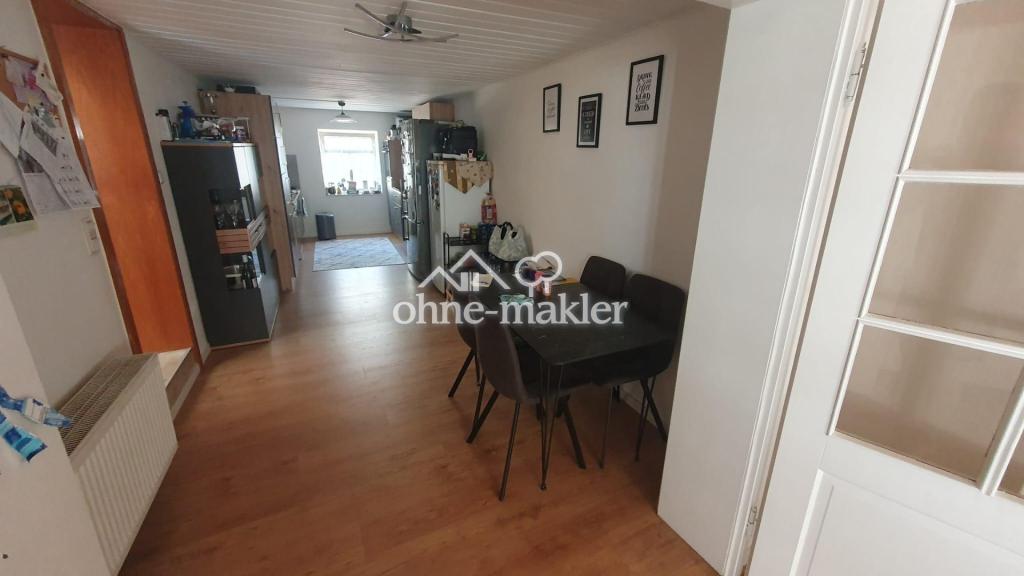 Ruhig gelegen und dennoch Mitten im Leben! 6 ZKB in Dillenburg Eibach zu vermieten - Photo 4