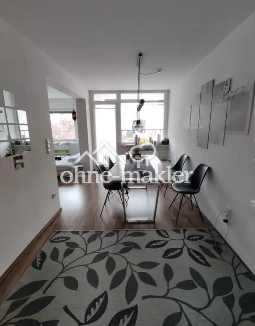 Zentrale 3-Zimmer-Wohnung, direkt neben Krankenhaus und Gymnasium - Photo 2