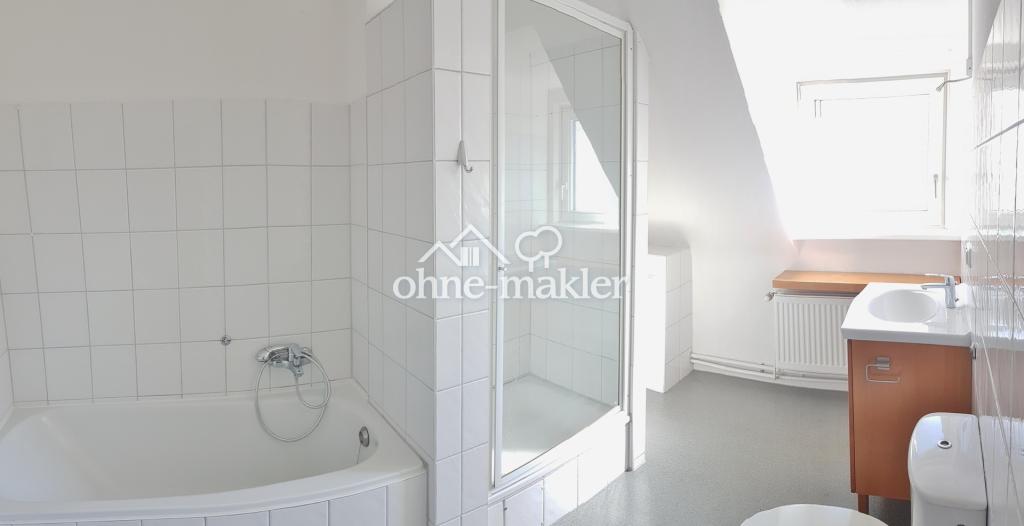 Maisonette mit Dachterrasse in centrumsnaher Anliegerstrasse - Foto 2