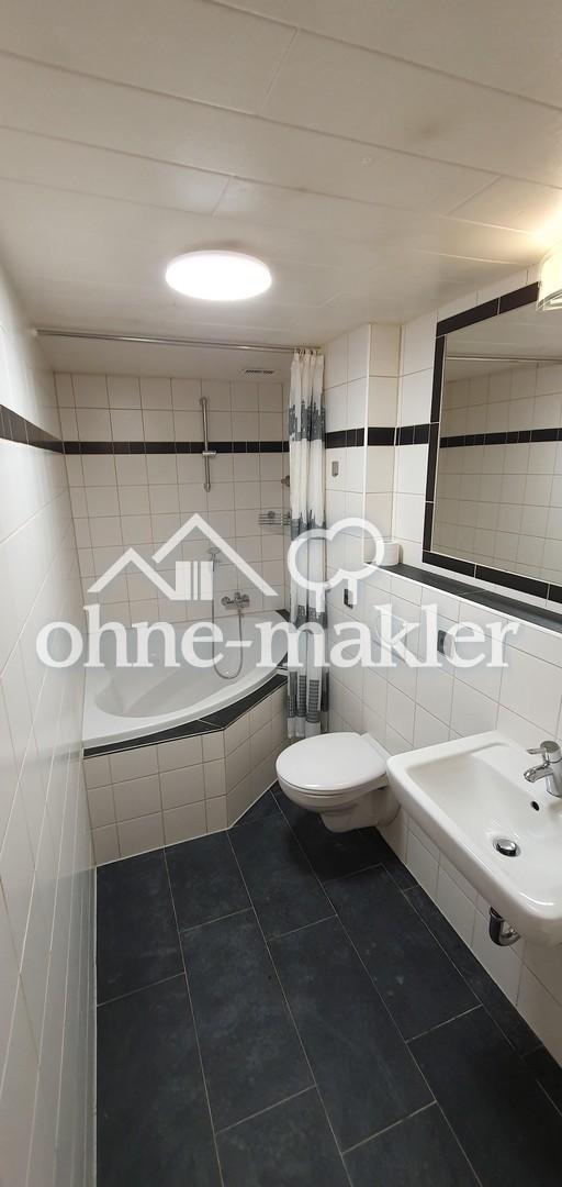 Gepflegte 3-Zimmer-Dachgeschosswohnung in Mönchengladbach-Venn - Photo 2