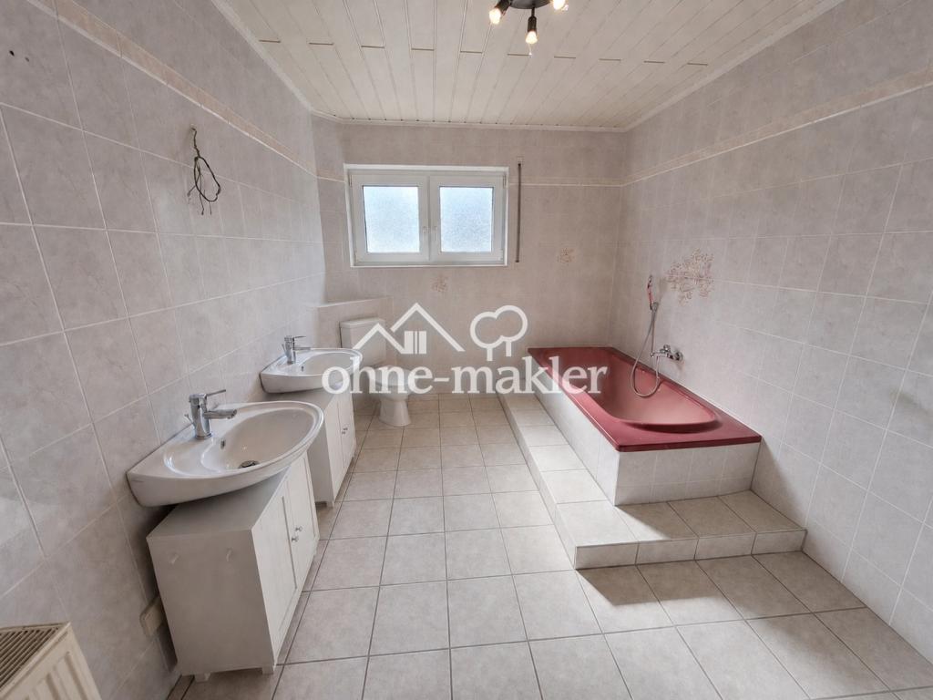 Großzügige 4-Zimmer-Wohnung mit Balkon, EBK & Klimaanlage - Photo 5