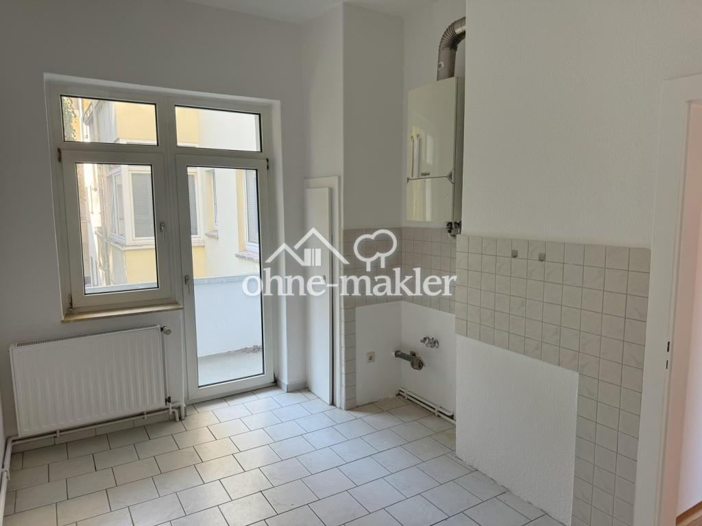 Helle, großzügige 2 Zimmer-Wohnung mit Wohnküche - Photo 1