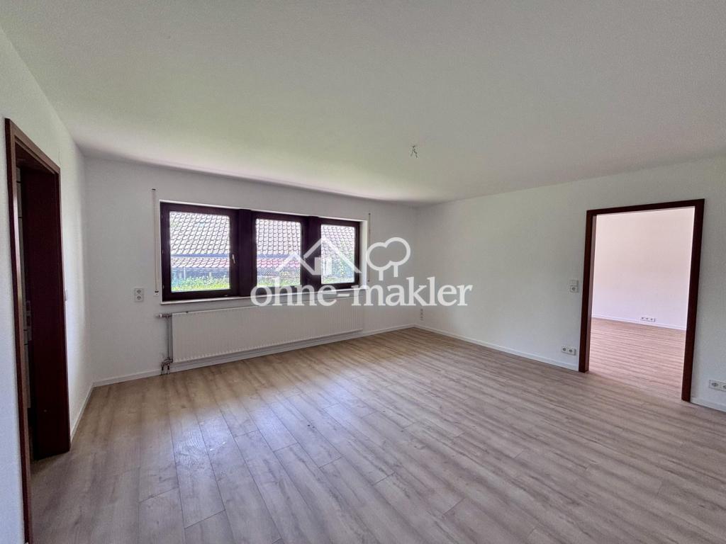 Erstbezug nach Renovierung: Gemütliche 2 Zimmer Wohnung mit eigenem Eingang und Garten in Gültlingen - Photo 2