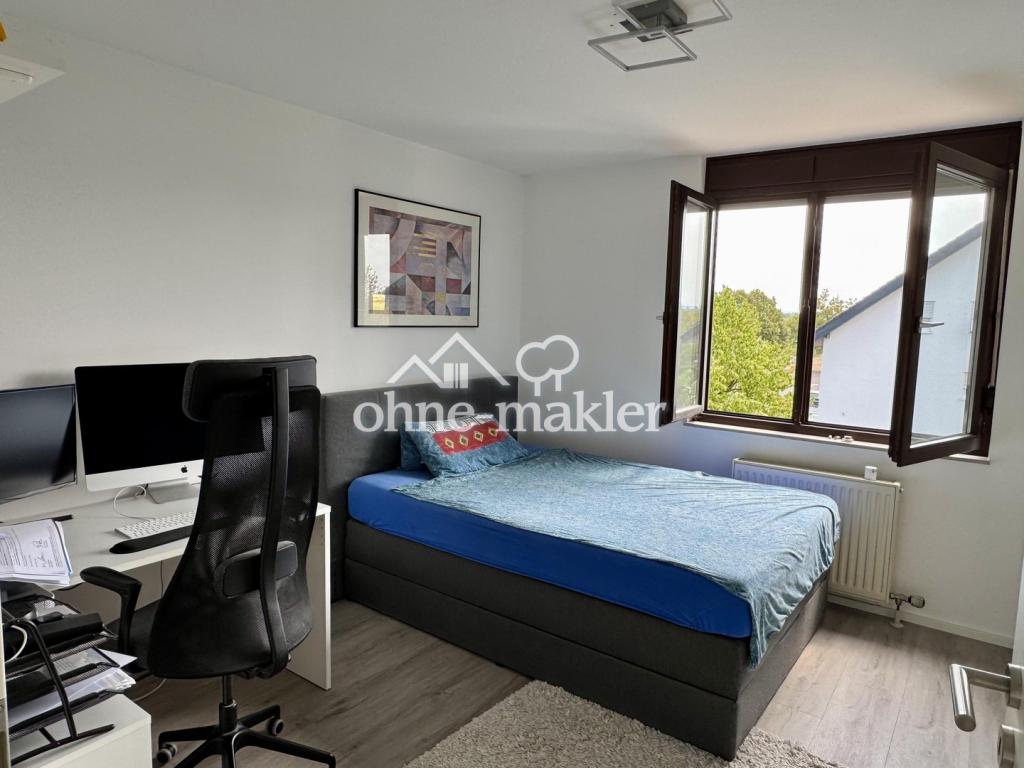 Modernisierte 2-Zimmer-Wohnung mit Balkon, Einbauküche und Tiefgaragenstellplatz - Photo 4