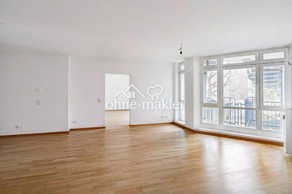 Frisch renoviert: Großzügige 140 m² Etagenwohnung mit Süd-Balkon, Parkett, Duschbad & TG-Stellplatz - Photo 3