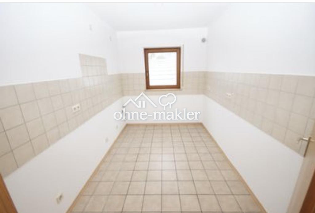 Wohnen am Burgberg in Überlingen: Großzügige 3-Zimmer-Oase mit Balkon, Aussicht & 2 Stellplätzen - Foto 3