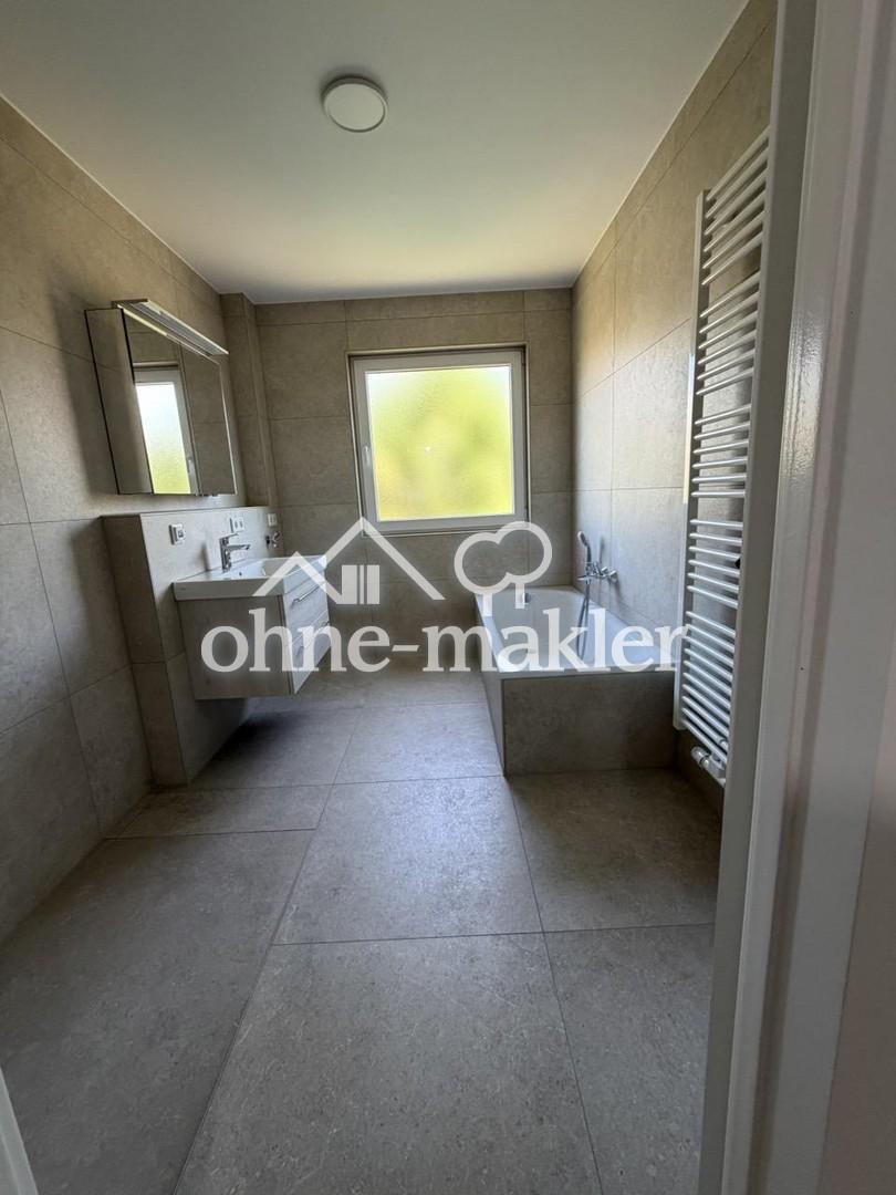 Hochwertig kernsanierte 2-Zimmerwohnung mit Balkon und Stellplatz - Campus-nah in Erlangen-Bruck - Photo 2