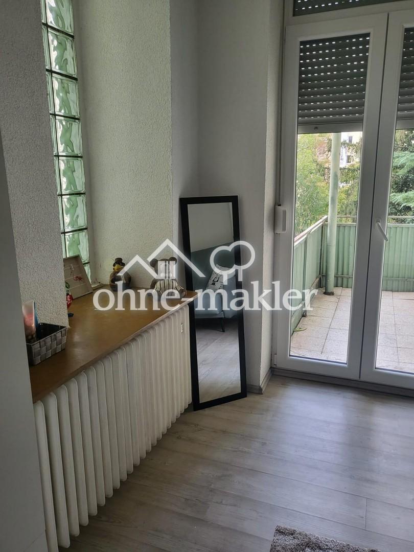 1,5 Zimmer-Apartment mit Balkon möbliert, super zentral! - Photo 1