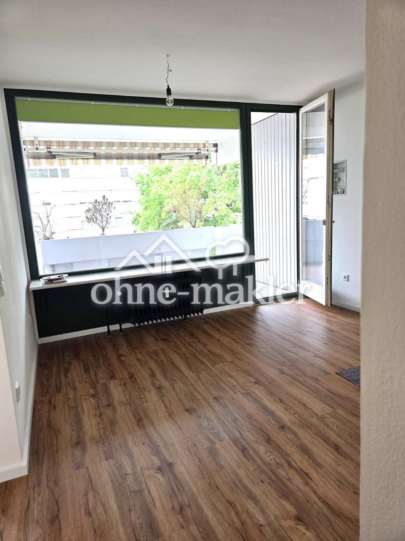 Helle, neu renovierte 2-Zimmer Wohnung mit Balkon und Tiefgarage - Photo 1