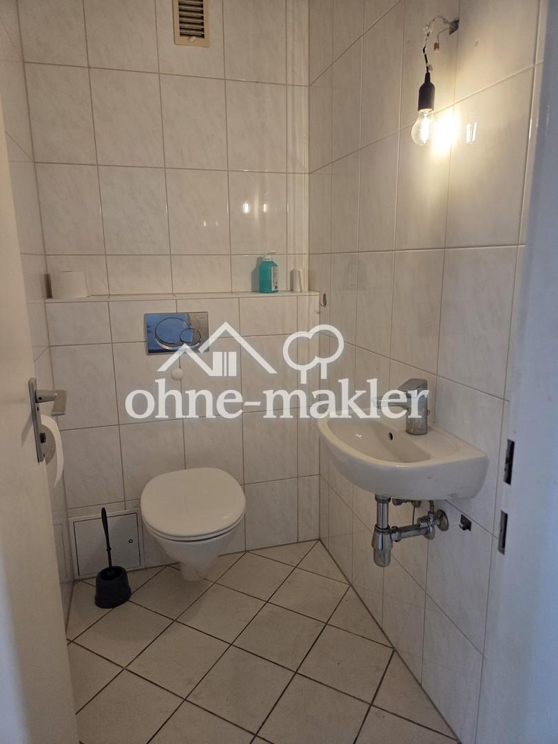 Helle, neu renovierte 2-Zimmer Wohnung mit Balkon und Tiefgarage - Photo 3