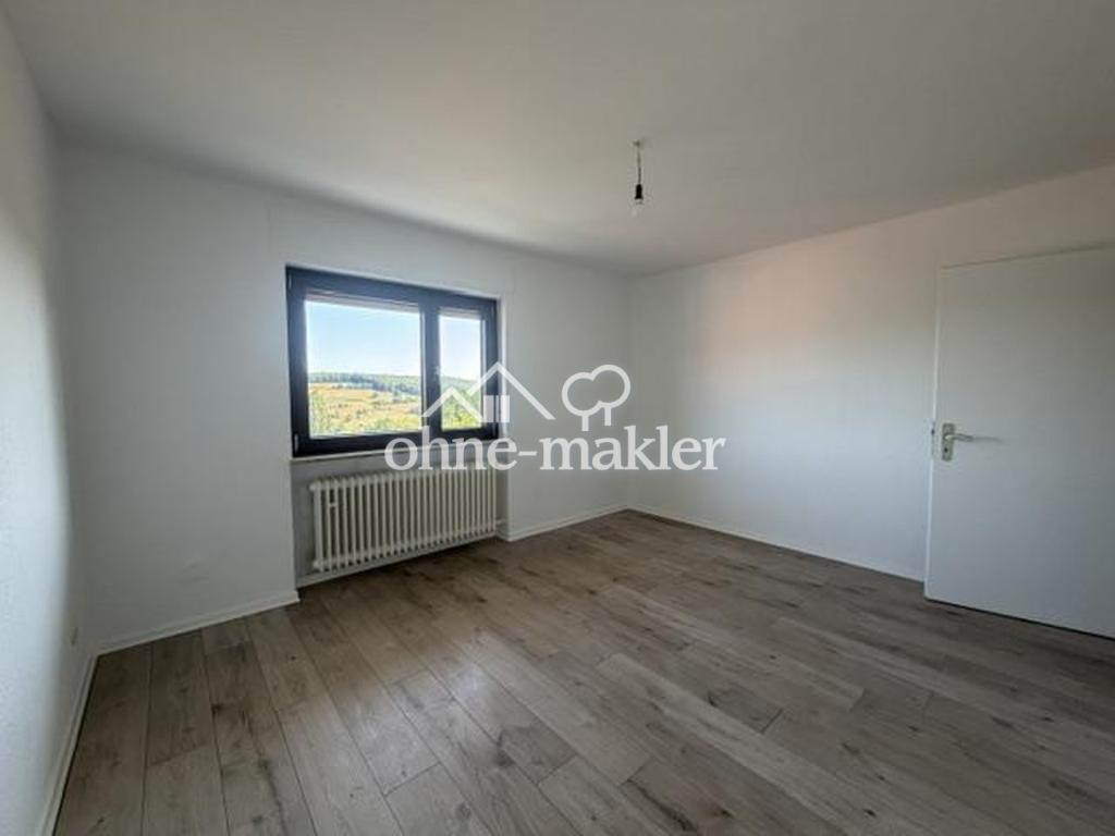 Frisch renovierte 4-Zimmer-EGW in Züntersbach– Großer Balkon, barrierearmes Bad & Top-Anbindung - Photo 2
