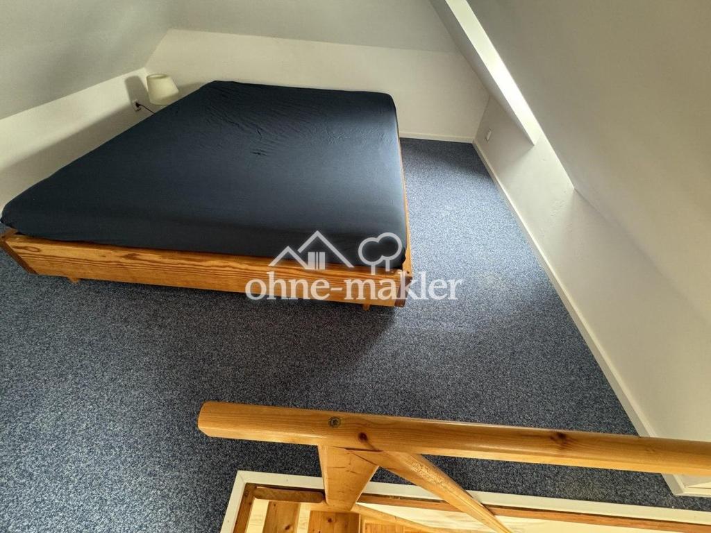Möblierte Wohlfühl-Dachgeschosswohnung für nachweislich zeitlich befristeten Aufenthalt - Photo 4