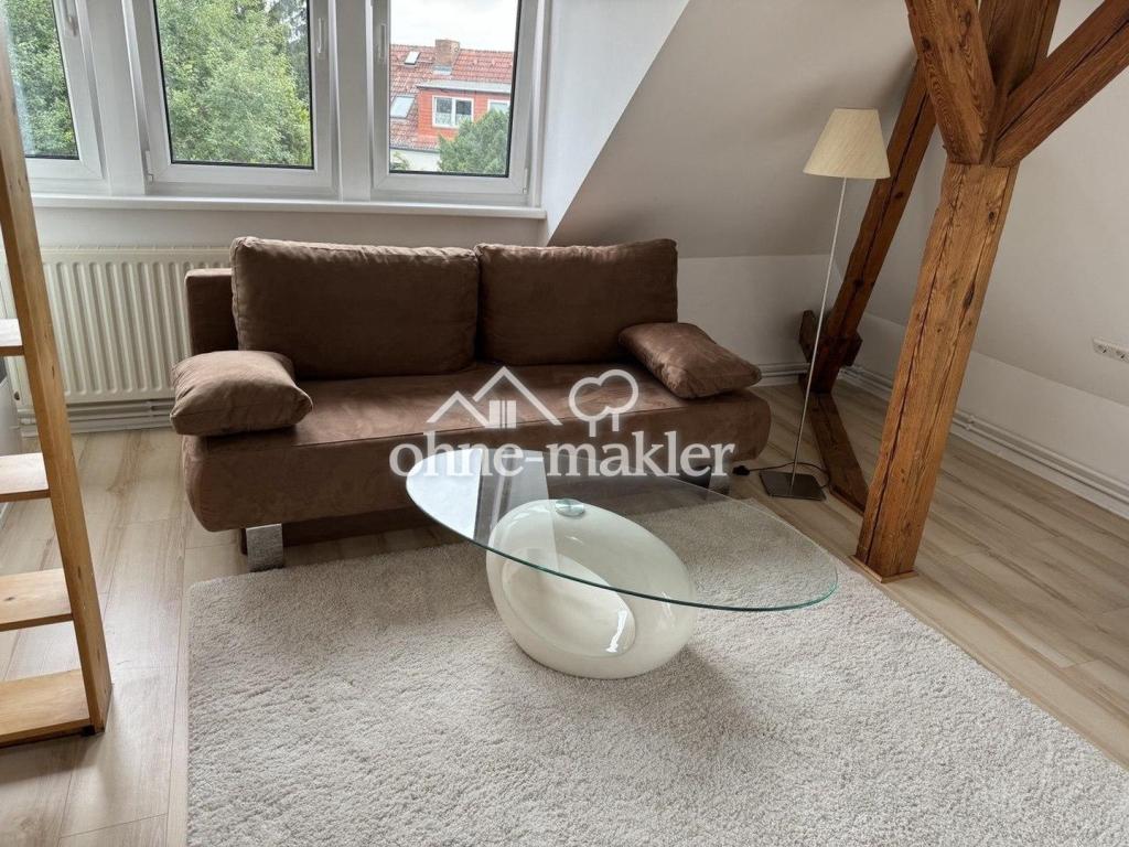 Möblierte Wohlfühl-Dachgeschosswohnung für nachweislich zeitlich befristeten Aufenthalt - Photo 2