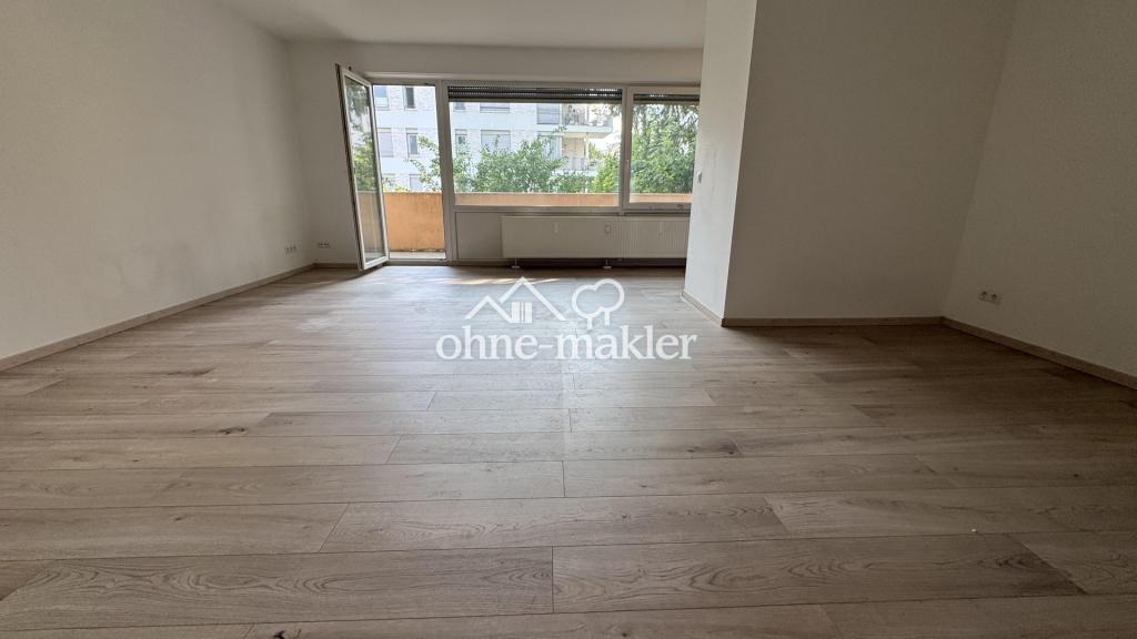 TOP RENOVIERTE 1-ZIMMER-WOHNUNG MIT NEUER EBK, BALKON & PKW-STELLPLATZ - Photo 2