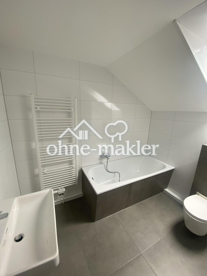 Zentrale 3 Zimmer Wohnung in Lohmar, Klimaanlage, Balkon - Foto 2