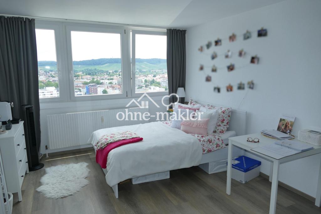 Zentrale und möblierte 1-Zimmer-Wohnung mit traumhafter Aussicht - Photo 2