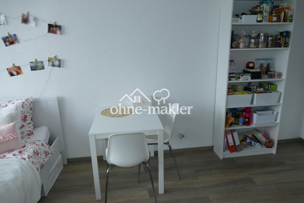 Zentrale und möblierte 1-Zimmer-Wohnung mit traumhafter Aussicht - Photo 1
