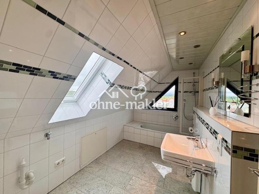 Renovierte 2-Ziimer Dachgeschosswohnung in Reckendorf zu vermieten - Photo 3