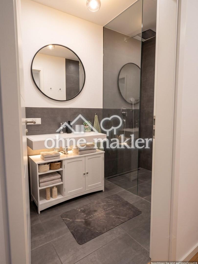 Stilvolles Wohnen im Stuttgarter Osten: Sanierte 3-Zimmer-Wohnung mit großem Balkon & EBK - Foto 4
