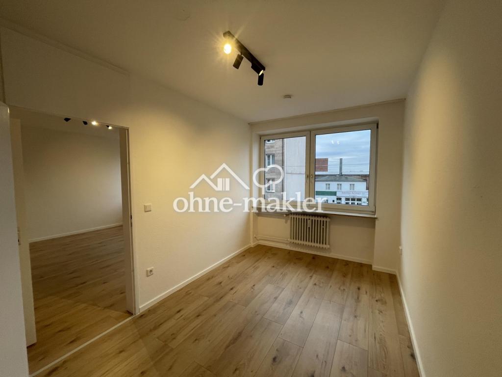 Zweitbezug nach Renovierung / 2-Zimmer Wohnung mit Einbauküche in zentraler Lage in Fürth - Foto 1